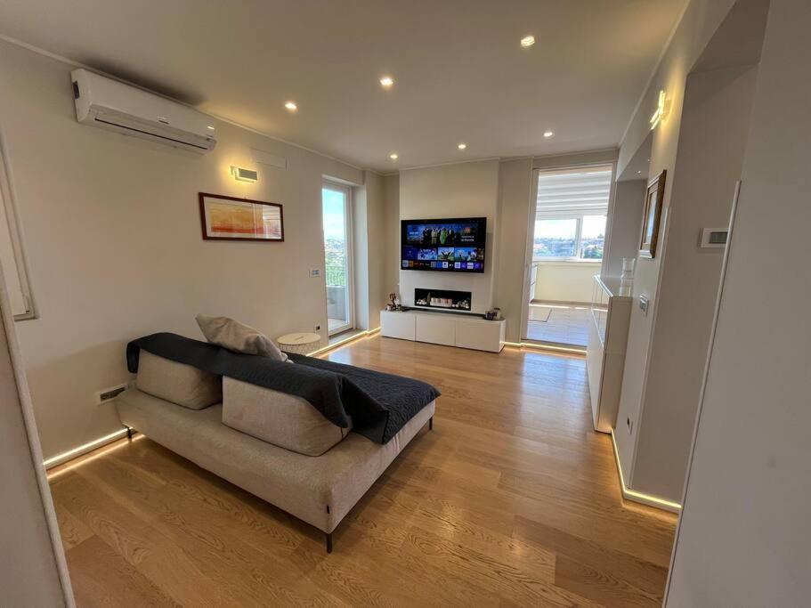 Attico Panoramico Whitecate Apartment